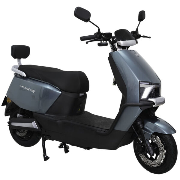 Moto Q5