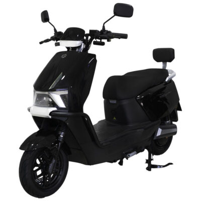 Moto Q5