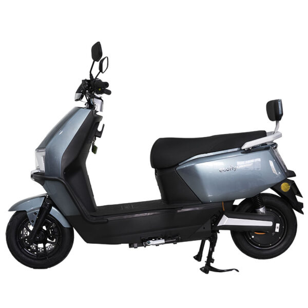 Moto Q5